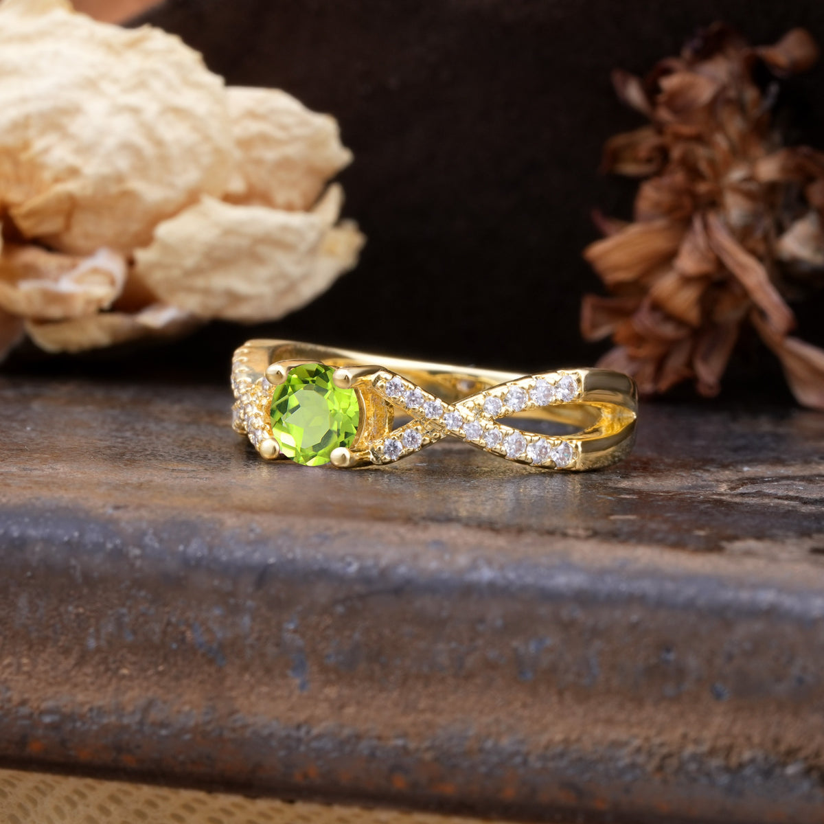 Unique Luxurious Wrap-Around 4-Prong Round Cut Peridot Engagement Ring - Additional view