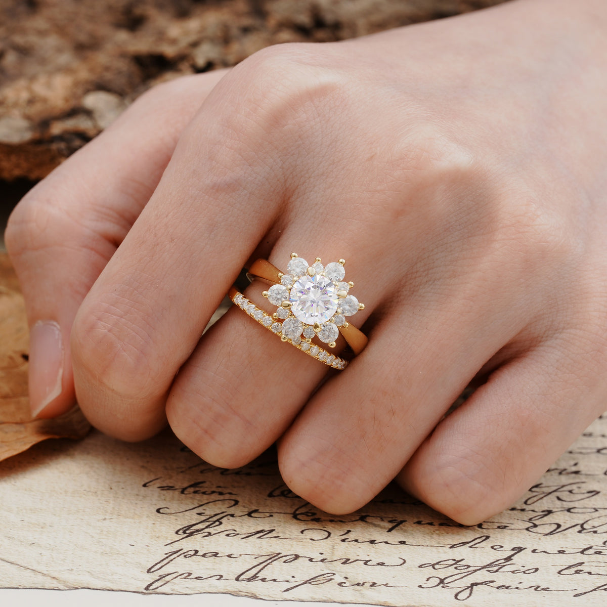 Natural Inspiration Flower Shape 4-Prong Round Cut Moissanite Wedding Bride Ring Set - Additional view