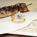 Natural Inspiration Flower Shape 4-Prong Round Cut Moss Agate Wedding Bride Ring Set - Additional view