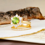 Natural Inspiration Flower Shape 4-Prong Round Cut Peridot Wedding Bride Ring Set - Additional view