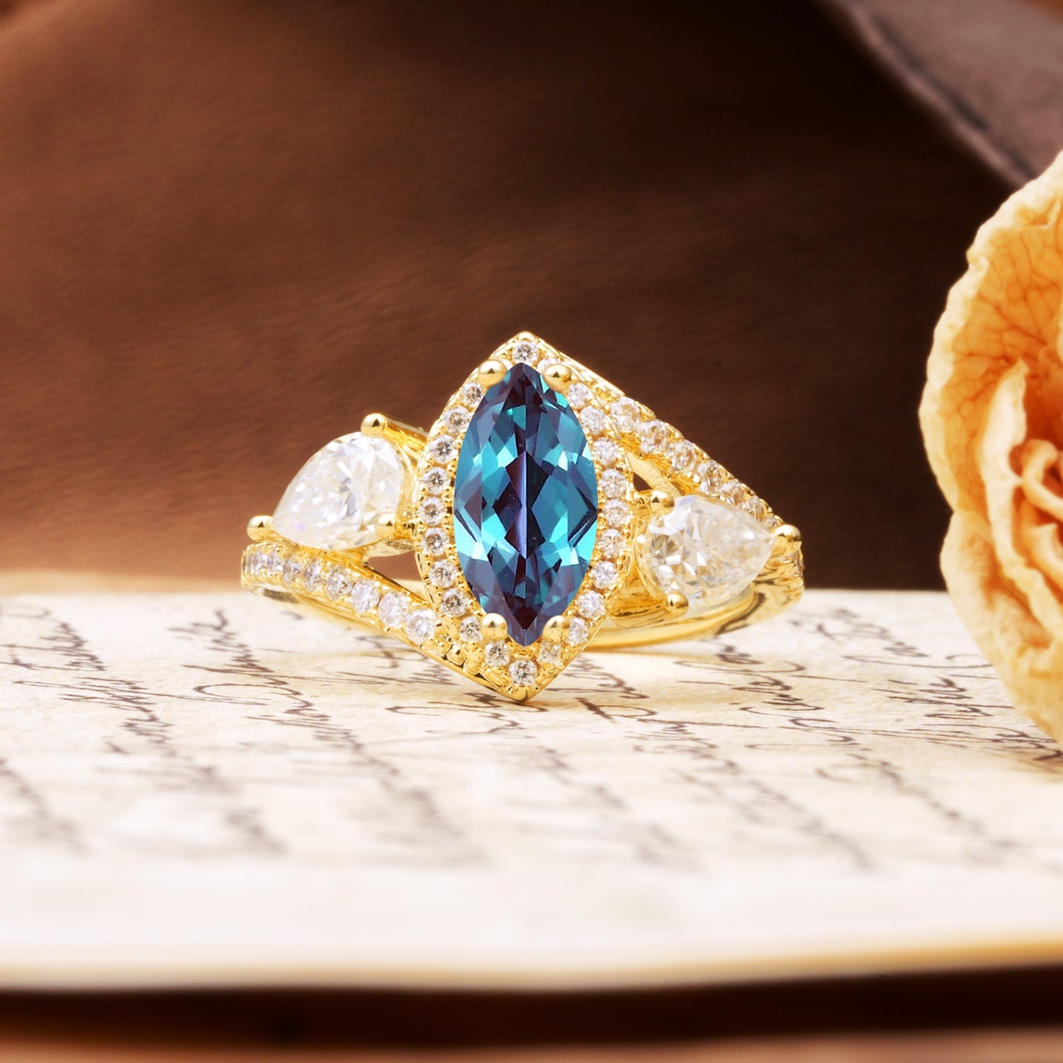 Classic Vintage Luxury 4-Prong Marquise Cut Alexandrite Engagement Ring - Additional view