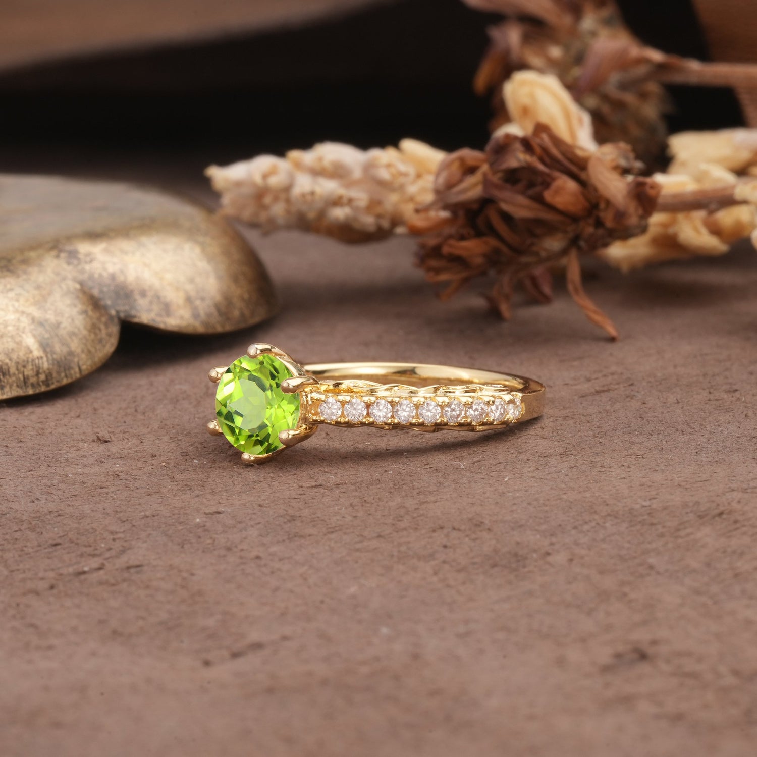 Minimalist Pavé 6-Prong Round Cut Peridot Engagement Ring