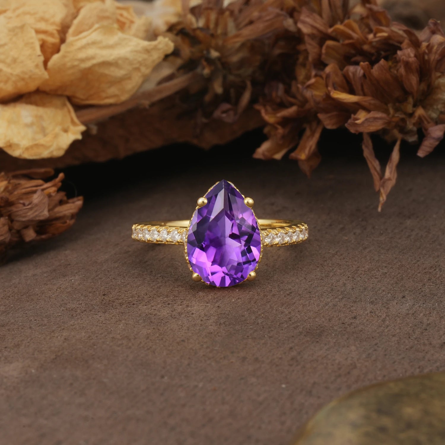 Classic Luxury 4 Prong Pear Cut Amethyst Engagement Ring