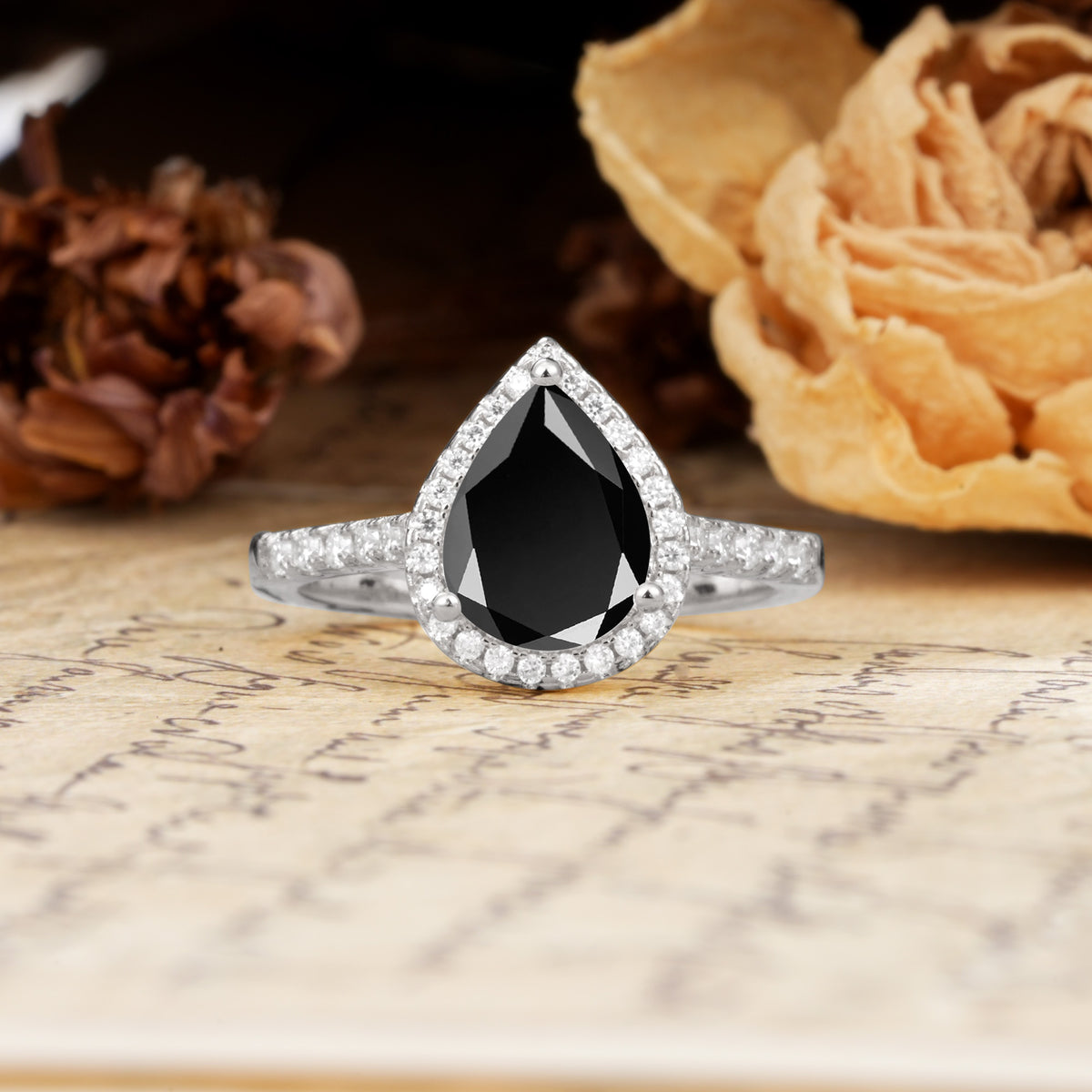 Vintage-Luxury 3-Prong Pear-Cut with Pavé Accents Black Onyx Engagement Ring - Additional view