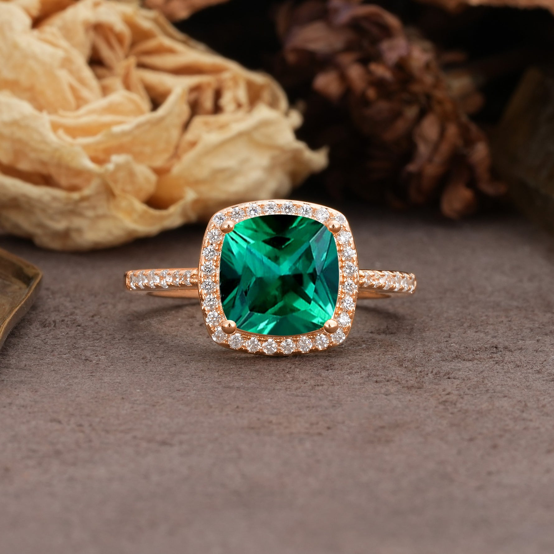 Classic Luxury 4-Prong Princess Cut Emerald Engagement Ring - Additional view