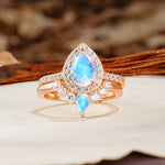 Classic Luxury Vintage 5-Prong Pear Cut Moonstone Wedding Bride Ring Set - Additional view