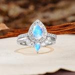 Classic Luxury Vintage 5-Prong Pear Cut Moonstone Wedding Bride Ring Set - Additional view