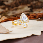 Classic Luxury Vintage 5-Prong Pear Cut Moissanite Wedding Bride Ring Set - Additional view
