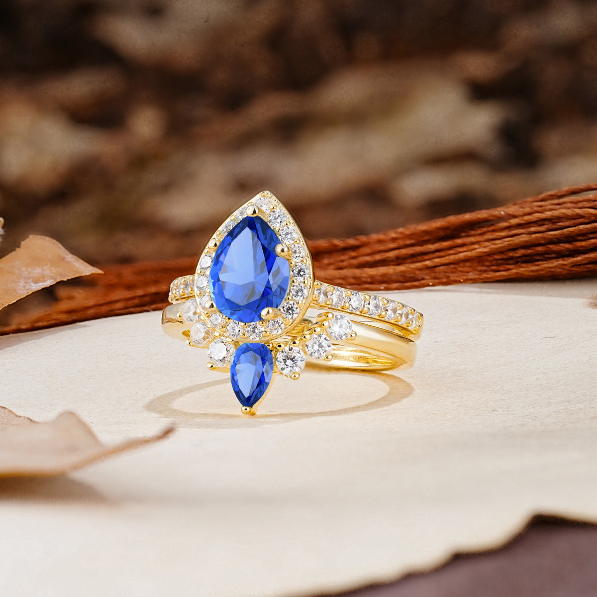 Classic Luxury Vintage 5-Prong Pear Cut Sapphire Wedding Bride Ring Set - Additional view