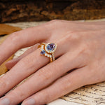 Classic Luxury Vintage 5-Prong Pear Cut Alexandrite Wedding Bride Ring Set - Additional view