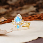 Classic Luxury Vintage 5-Prong Pear Cut Moonstone Wedding Bride Ring Set - Additional view