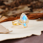 Classic Luxury Vintage 5-Prong Pear Cut Moonstone Wedding Bride Ring Set - Additional view
