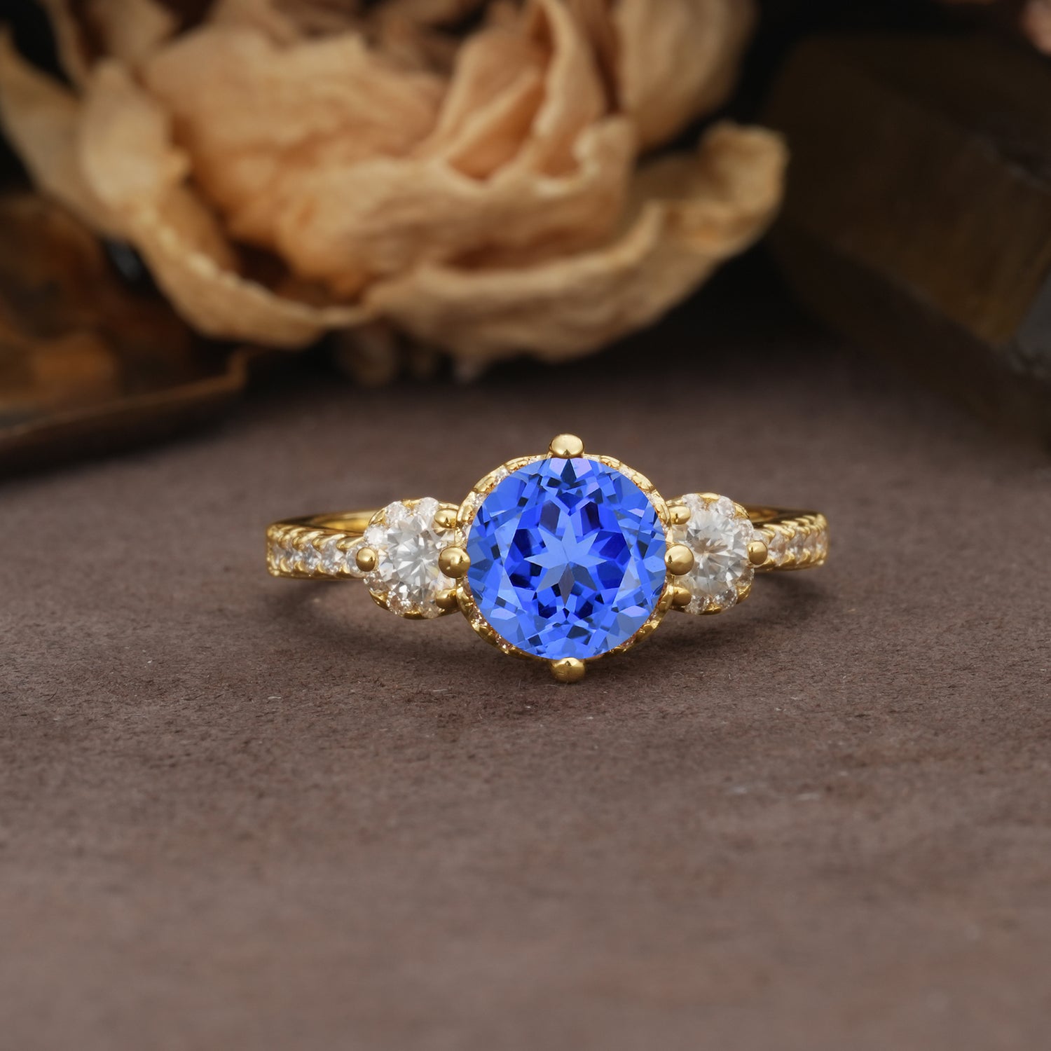 Classic Luxury 4-Prong Round Cut Sapphire Three Stones Wedding Ring