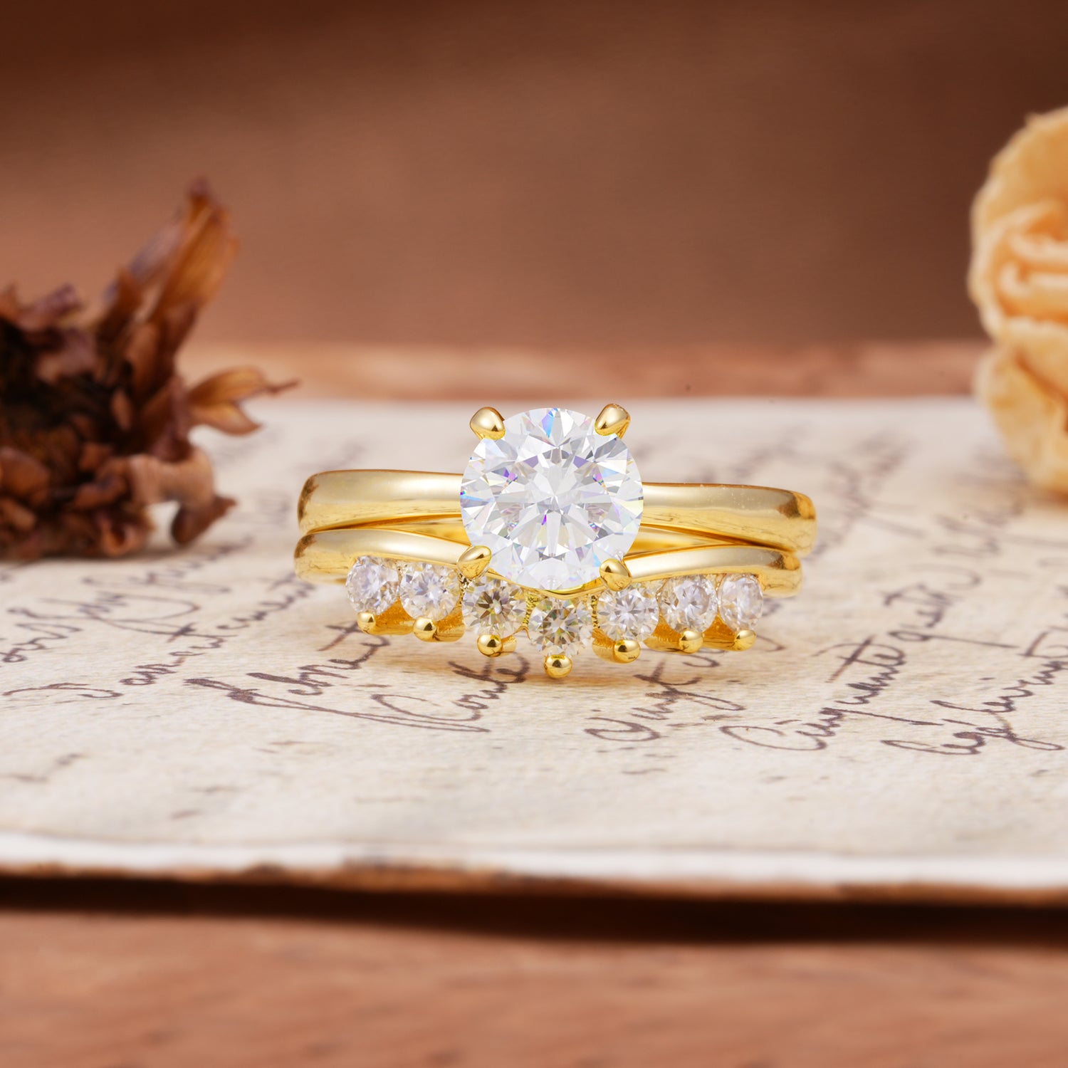 Classic Luxurious 4-Prong Round Cut Moissanite Wedding Bride Ring Set