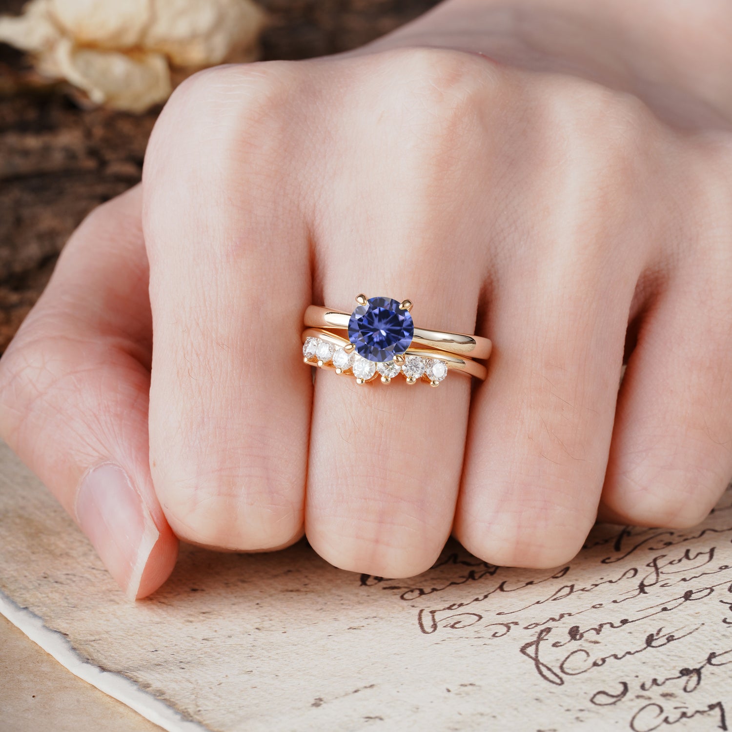 Classic Luxurious 4-Prong Round Cut Tanzanite Wedding Bride Ring Set