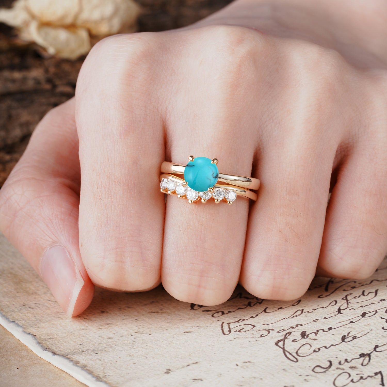 Classic Luxurious 4-Prong Round Cut Turquoise Wedding Bride Ring Set