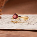 Classic Luxury Vintage 5-Prong Pear Cut Garnet Engagement Ring - Rose-Gold