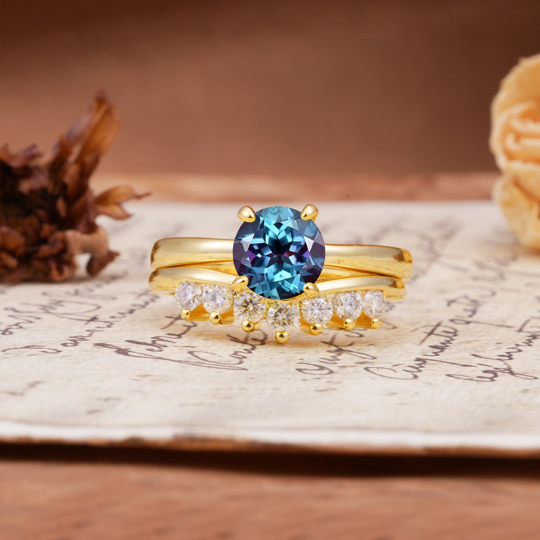Classic Luxury Vintage 5-Prong Pear Cut Alexandrite Engagement Ring - Yellow-Gold