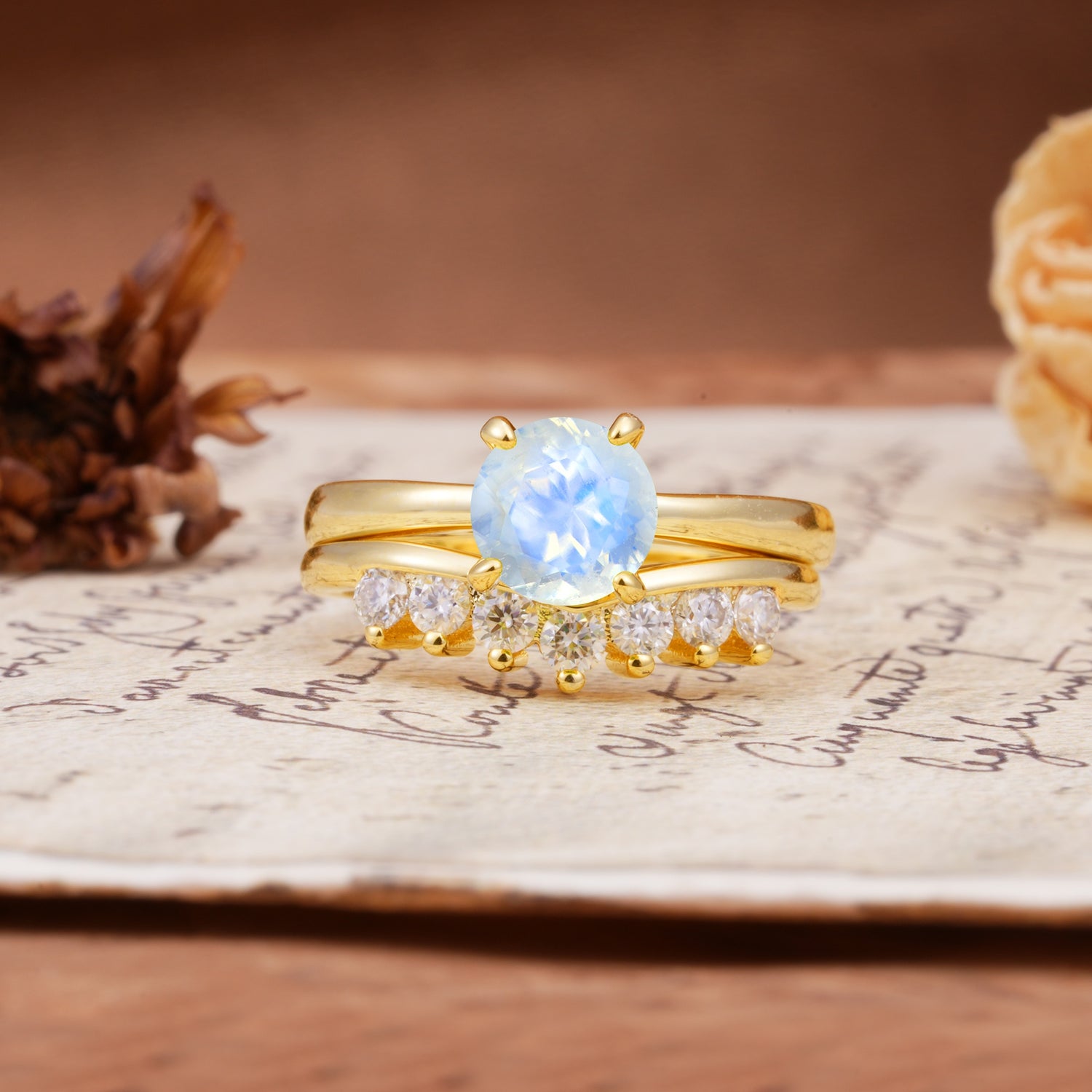 Classic Luxury Vintage 5-Prong Pear Cut Moonstone Engagement Ring - Yellow-Gold