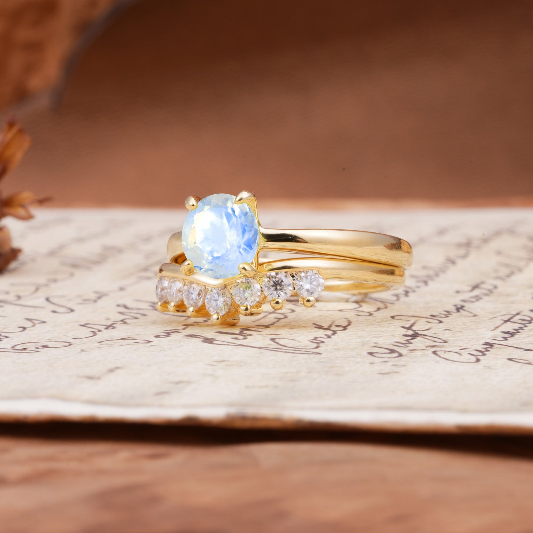 Classic Luxury Vintage 5-Prong Pear Cut Moonstone Engagement Ring - Rose-Gold