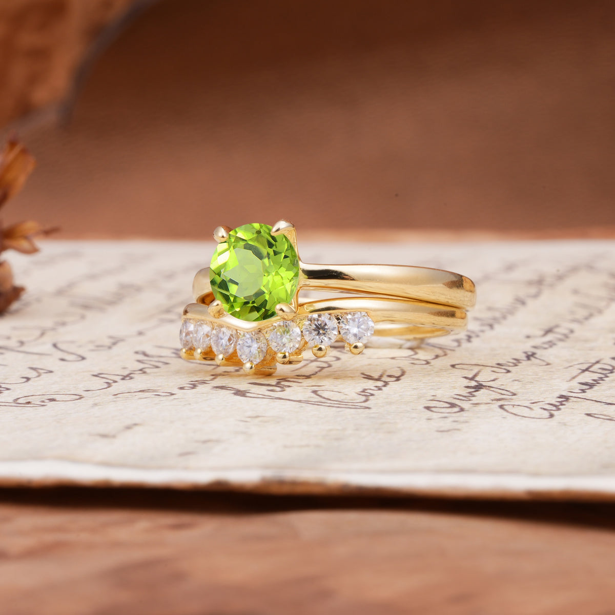 Classic Luxury Vintage 5-Prong Pear Cut Peridot Engagement Ring - Rose-Gold
