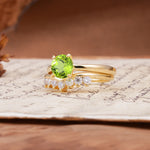 Classic Luxury Vintage 5-Prong Pear Cut Peridot Engagement Ring - Rose-Gold