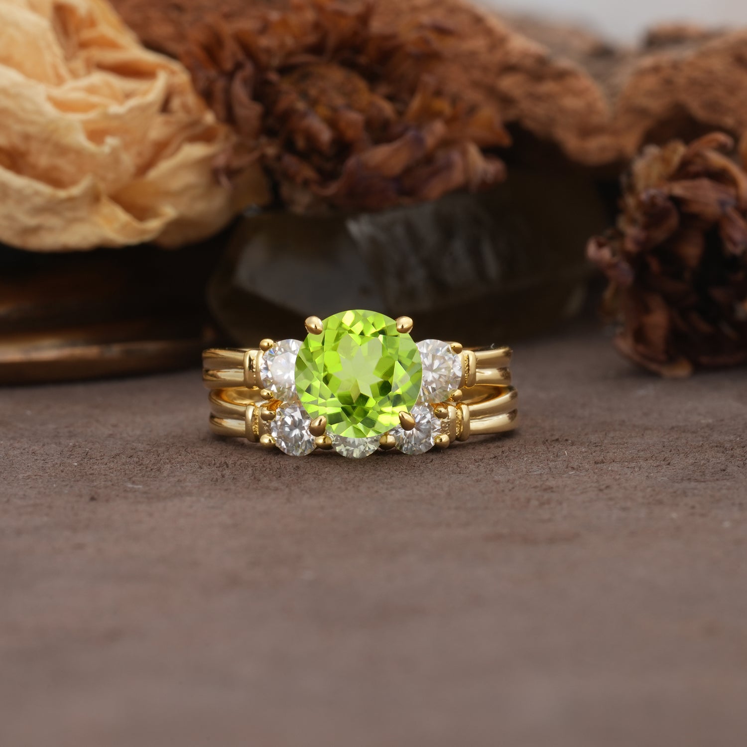 Unique and Elegant 4-Prong Round Cut Peridot Three Stones Bridal Ring Set