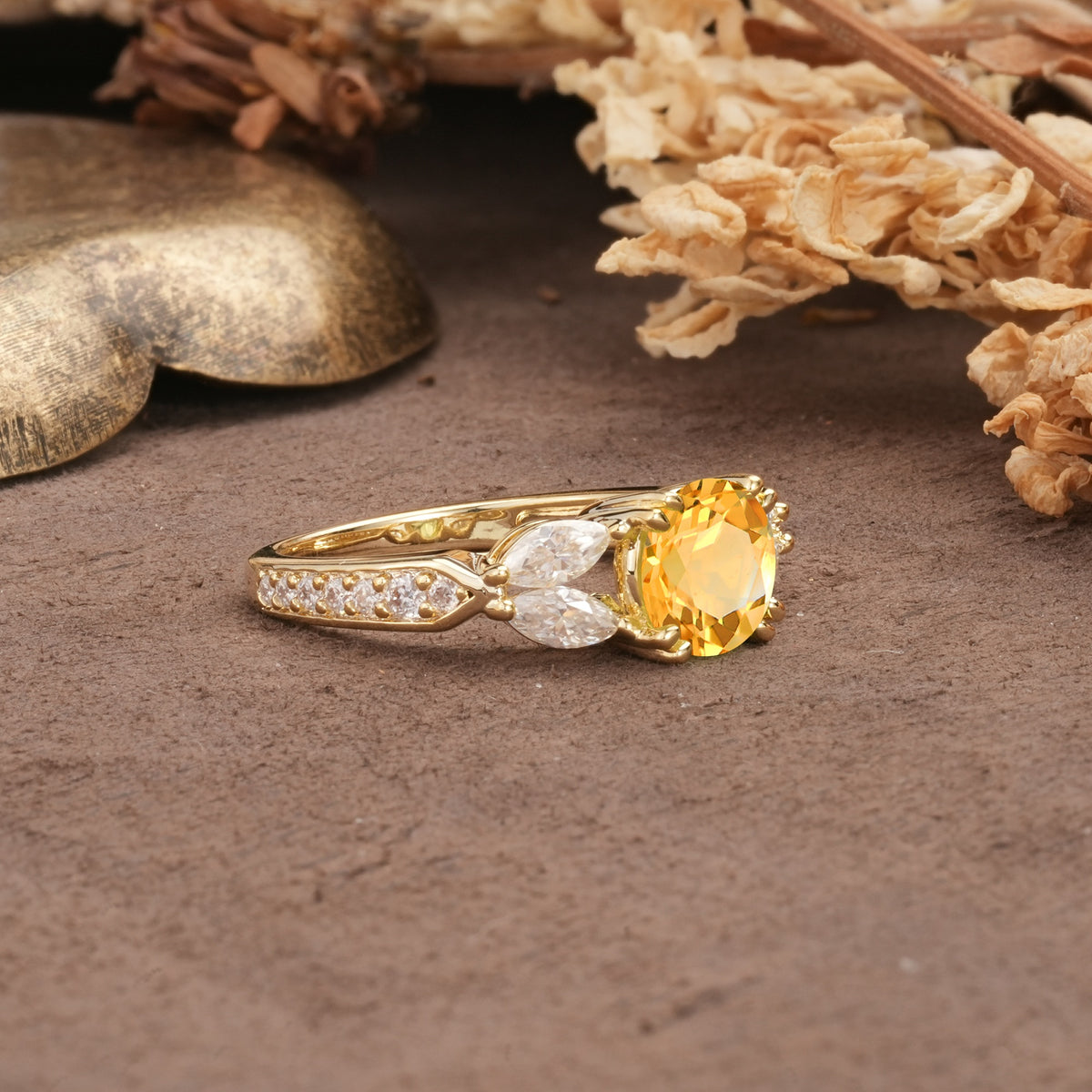 Luxurious and Unique 8-Prong Round Cut Citrine Engagement Ring - Additional view