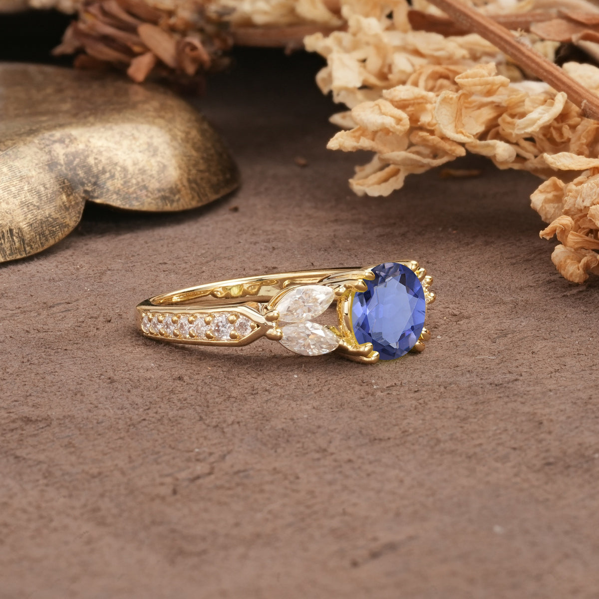 Luxurious and Unique 8-Prong Round Cut Tanzanite Engagement Ring - Additional view