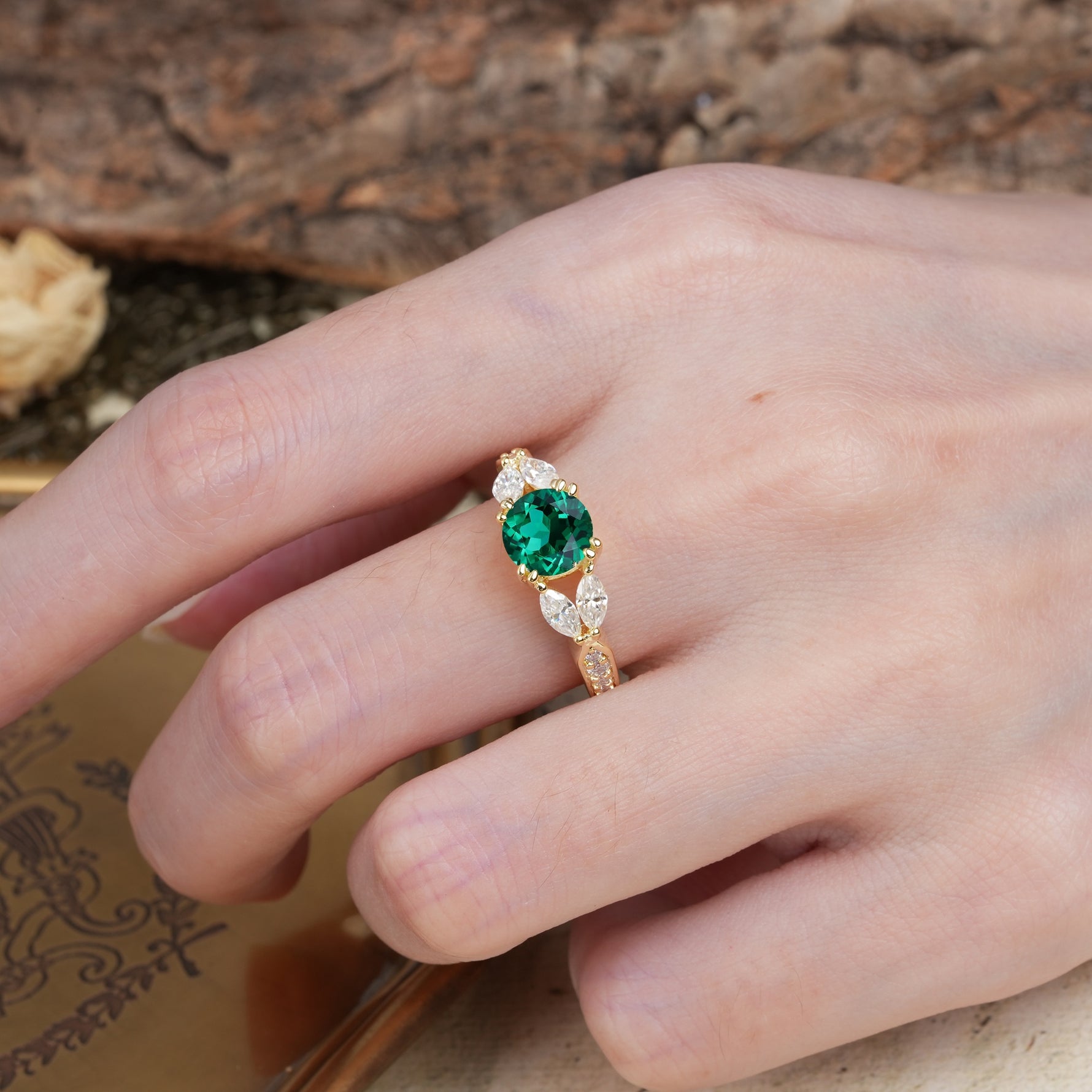 Luxurious and Unique 8-Prong Round Cut Emerald Engagement Ring - Additional view