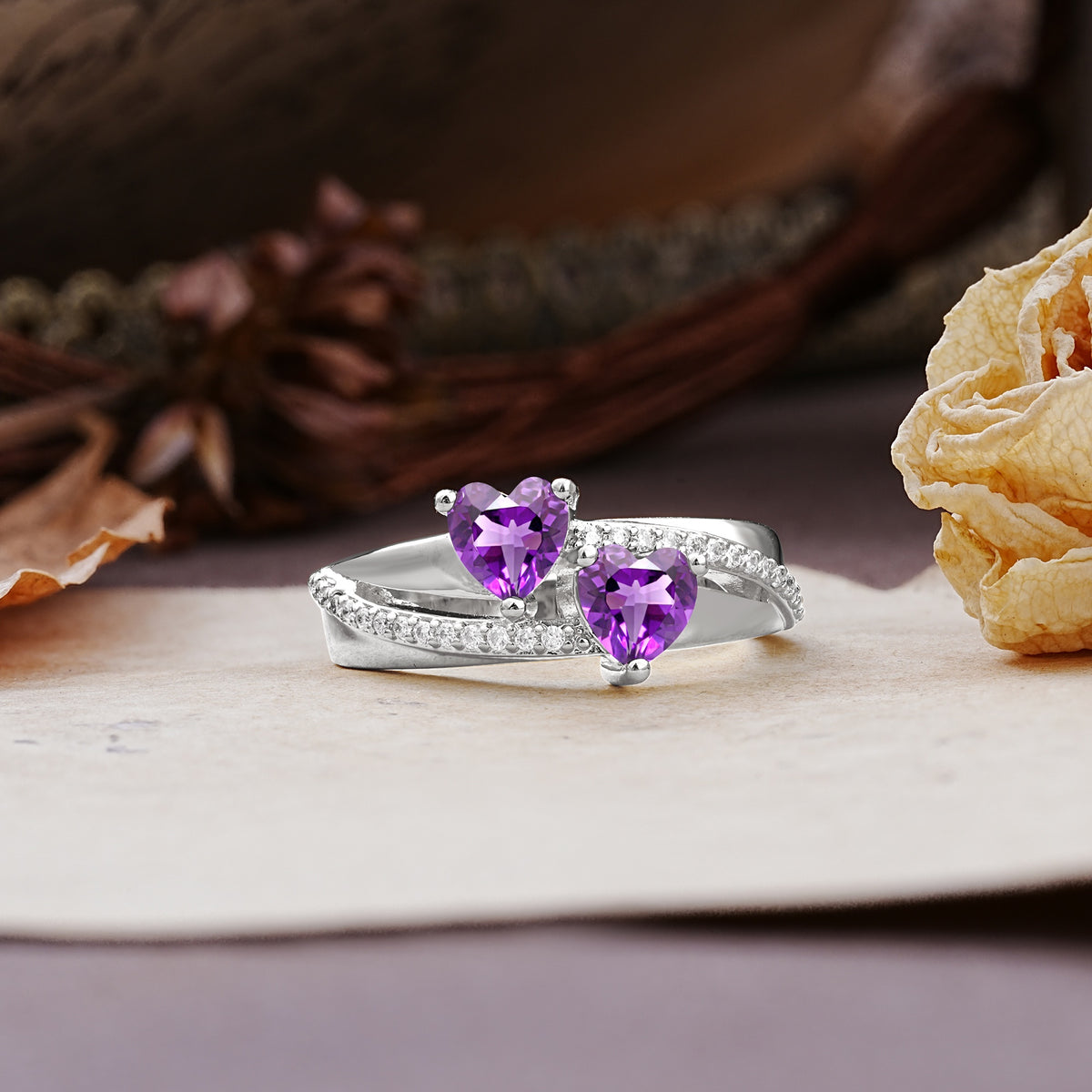 Classic Minimalist 4-Prong Round Cut Amethyst Engagement Ring - Additional view