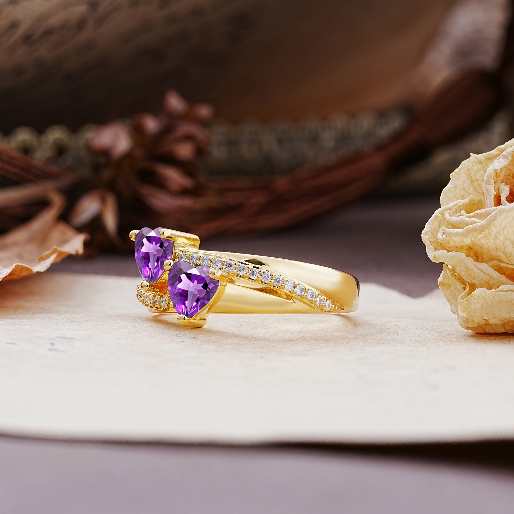 Classic Minimalist 4-Prong Round Cut Amethyst Engagement Ring - Additional view