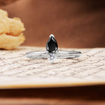 Luxurious 3-Prong Double Heart Cut Black Onyx Engagement Ring - Additional view