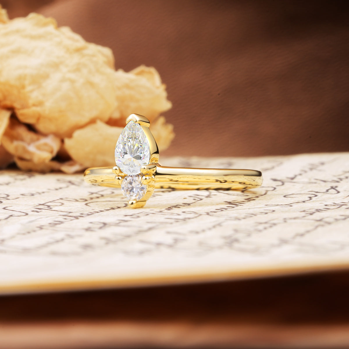 Luxurious 3-Prong Double Heart Cut Moissanite Engagement Ring - Additional view