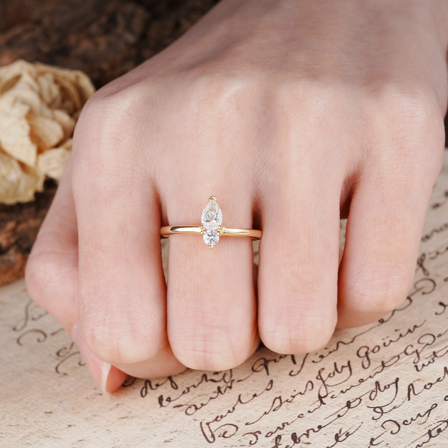 Luxurious 3-Prong Double Heart Cut Moissanite Engagement Ring - Additional view
