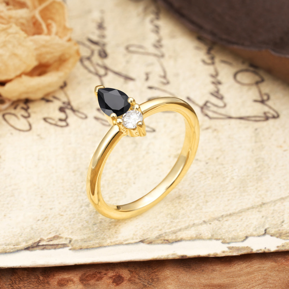 Luxurious 3-Prong Double Heart Cut Black Onyx Engagement Ring - Additional view