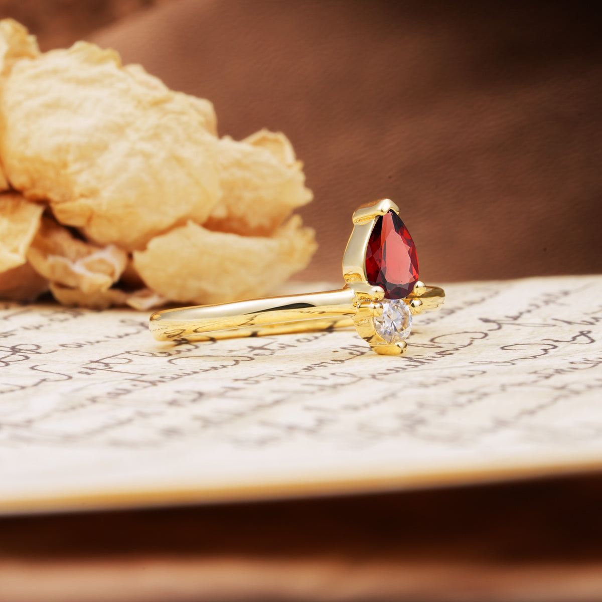 Luxurious 3-Prong Double Heart Cut Garnet Engagement Ring - Additional view