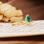 Luxurious 3-Prong Double Heart Cut Emerald Engagement Ring - Additional view