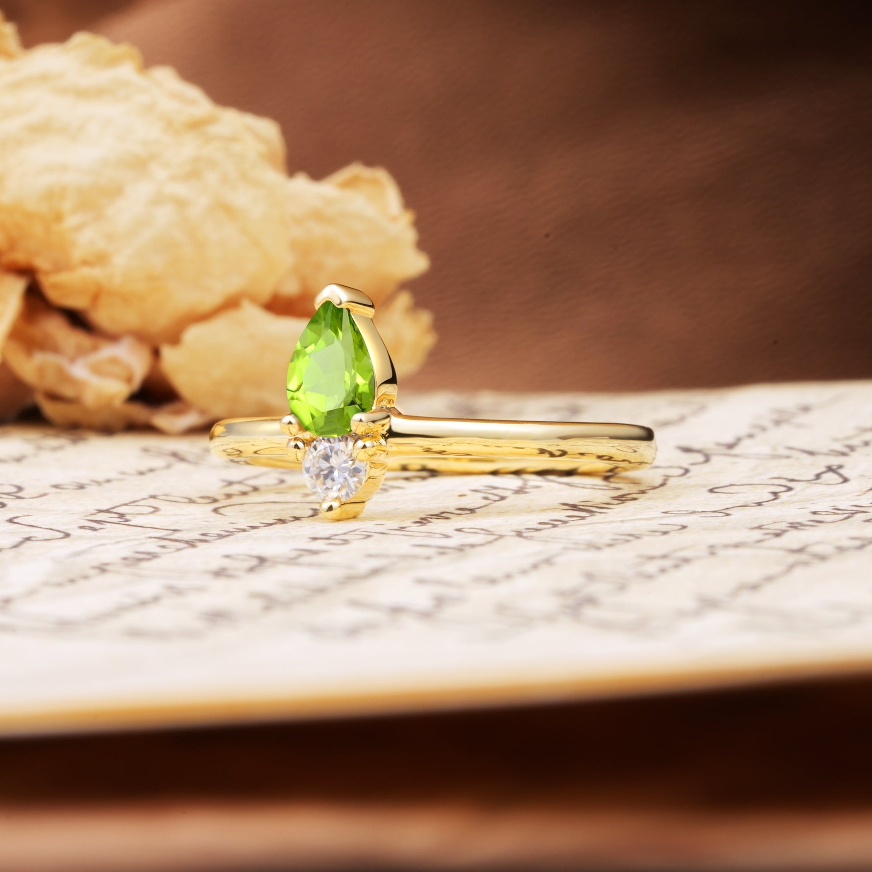 Luxurious 3-Prong Double Heart Cut Peridot Engagement Ring - Additional view