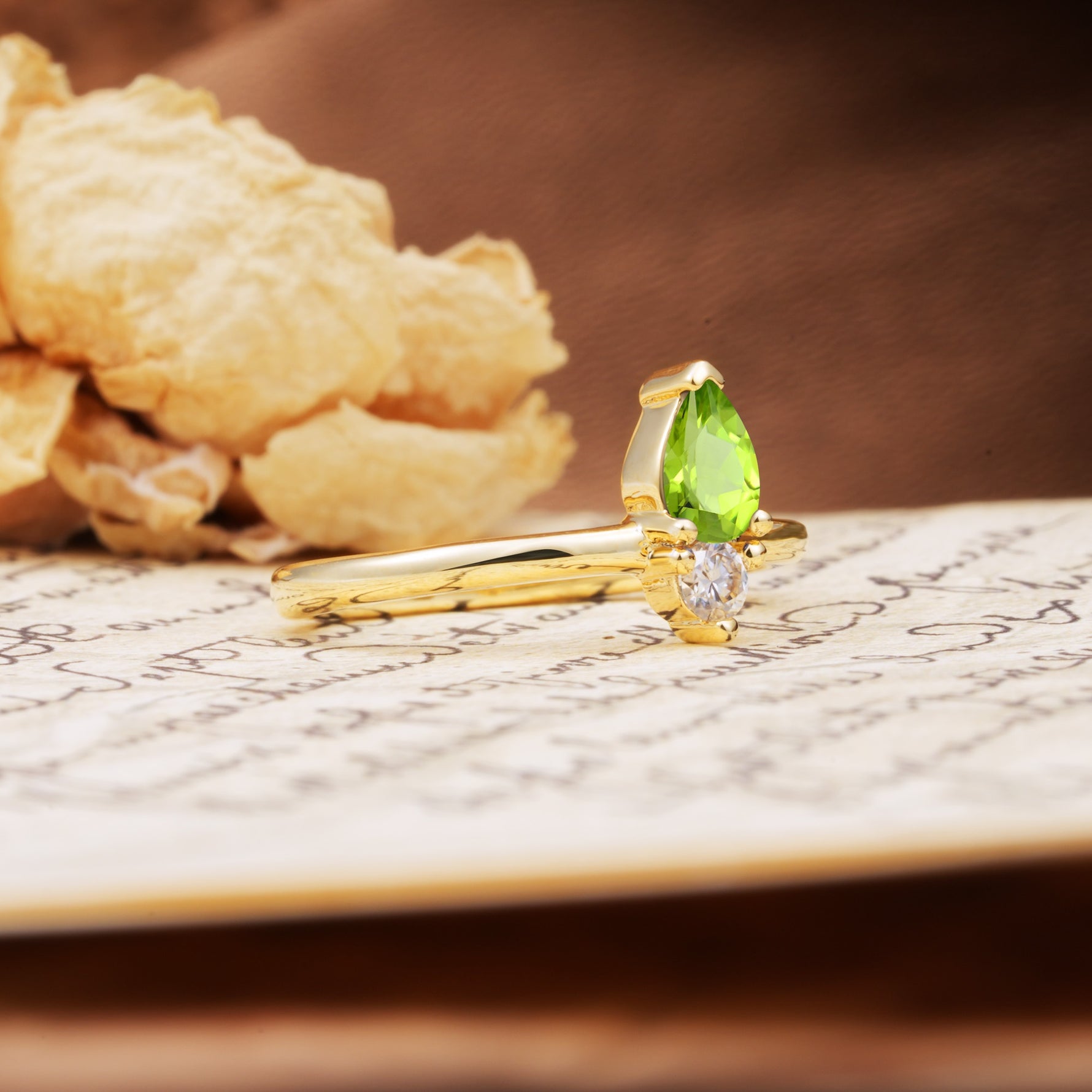 Luxurious 3-Prong Double Heart Cut Peridot Engagement Ring - Additional view