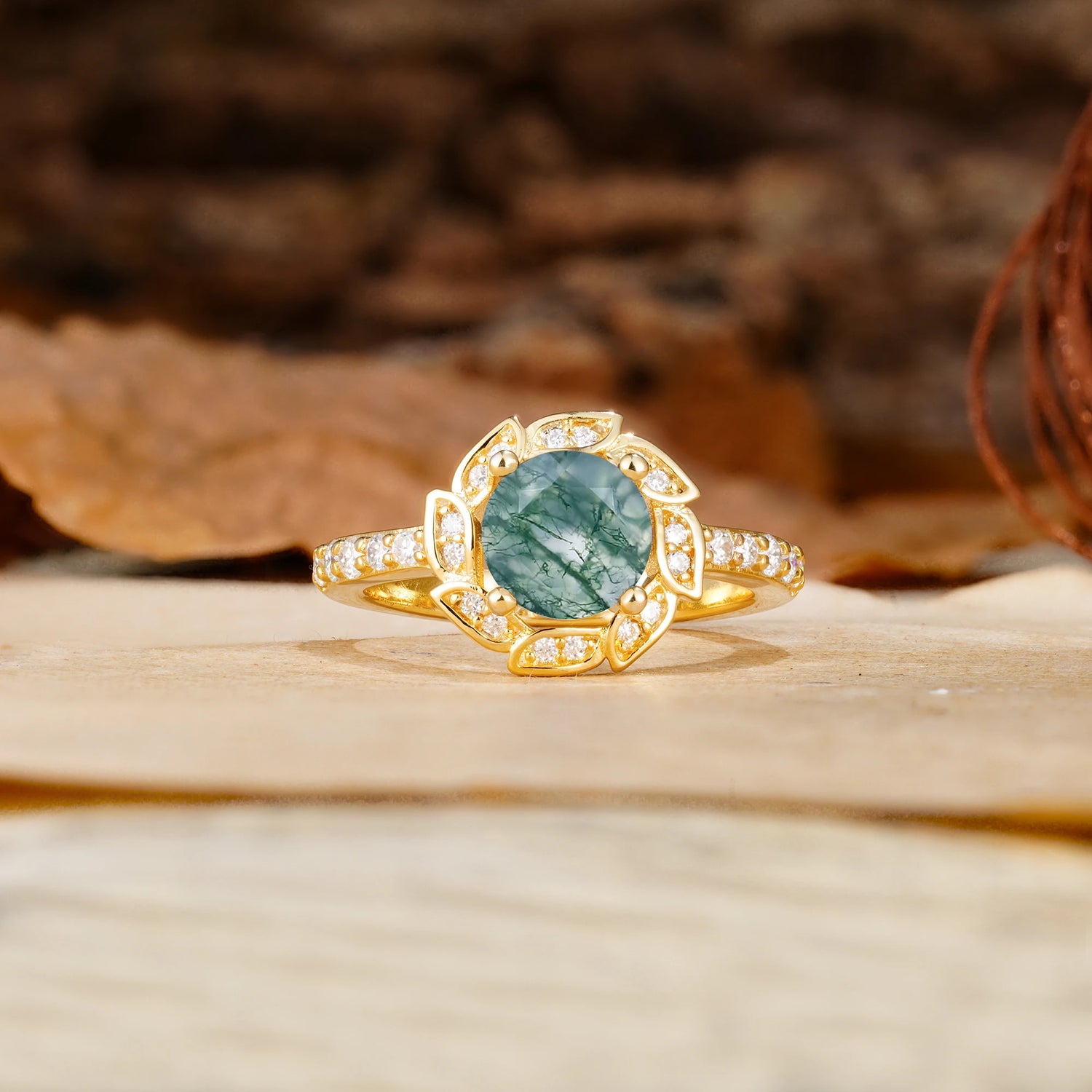 Nature-Inspired Classic 4-Prong Round-Cut Floral Design Moss Agate Engagement Ring