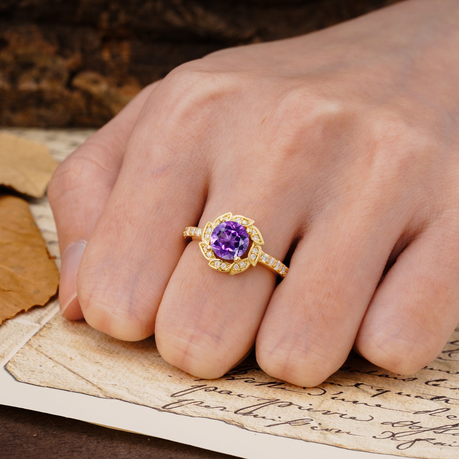 Nature-Inspired Classic 4-Prong Round-Cut Floral Design Amethyst Engagement Ring