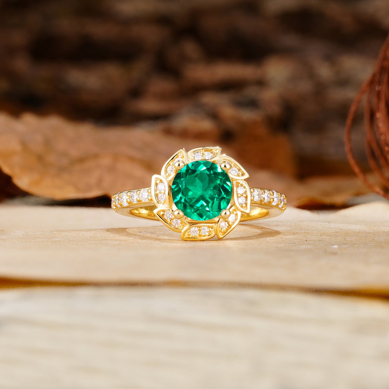 Nature-Inspired Classic 4-Prong Round-Cut Floral Design Emerald Engagement Ring