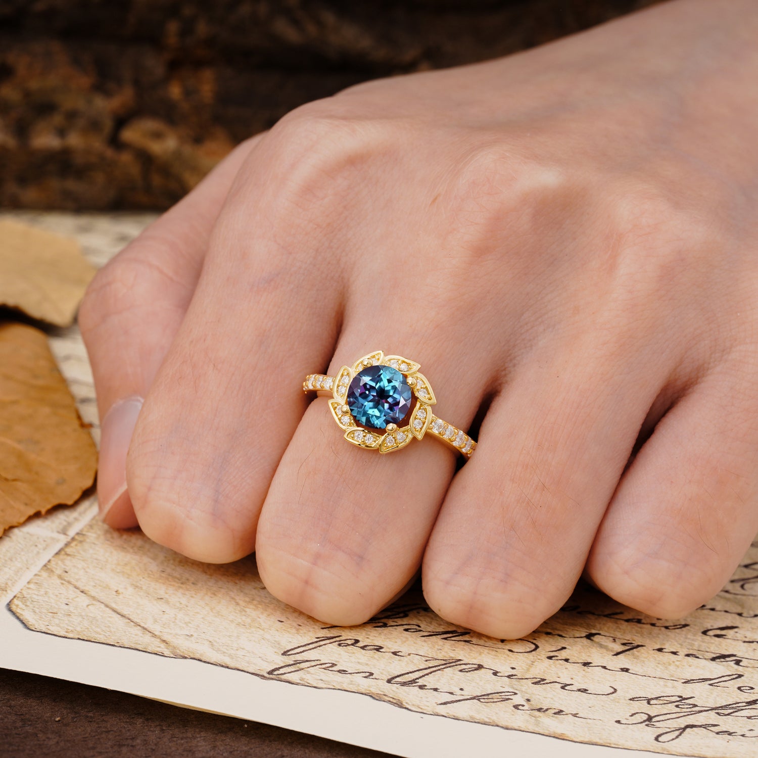 Nature-Inspired Classic 4-Prong Round-Cut Floral Design Alexandrite Engagement Ring