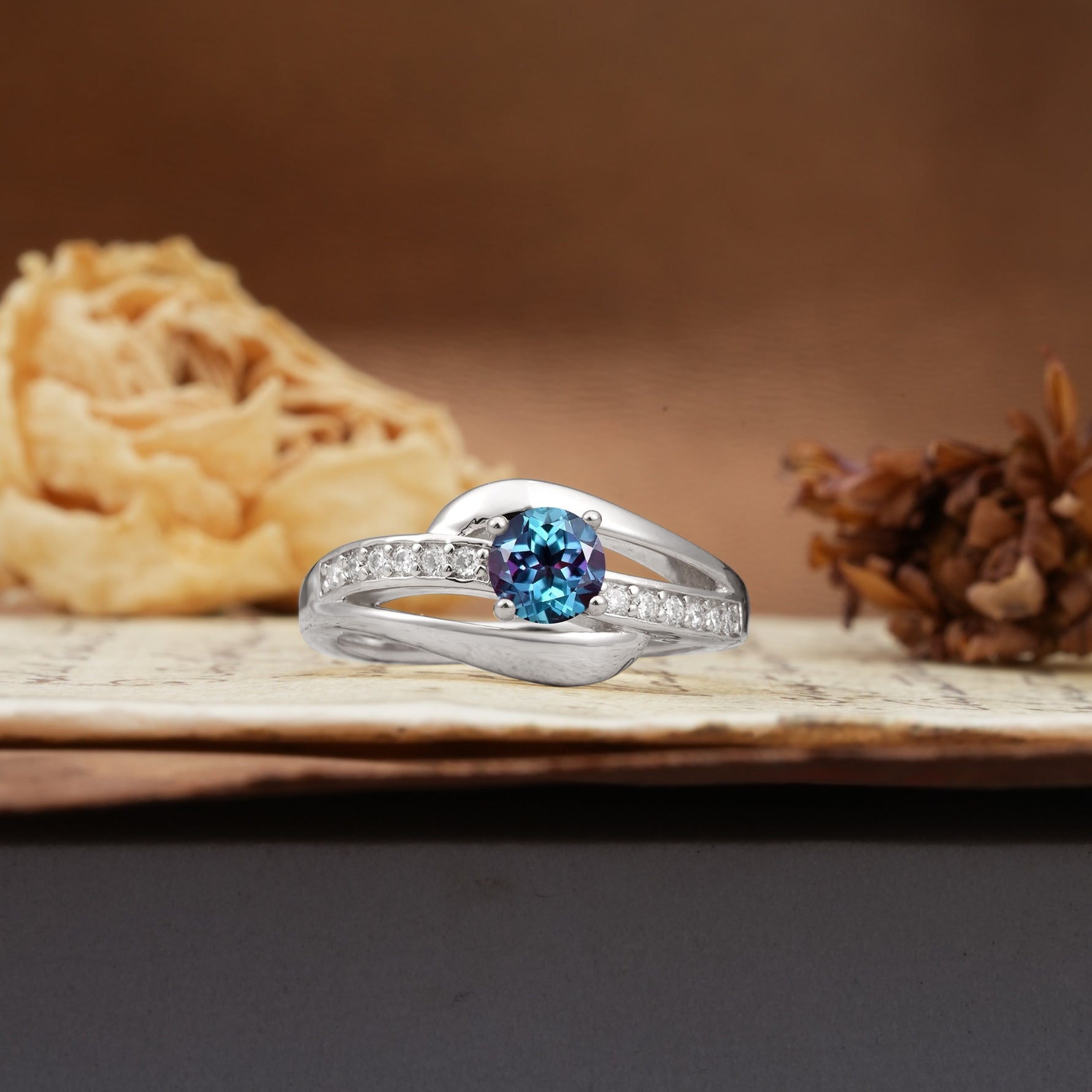 Unique Intertwined 4-Prong Round Cut Alexandrite Engagement Ring - Additional view