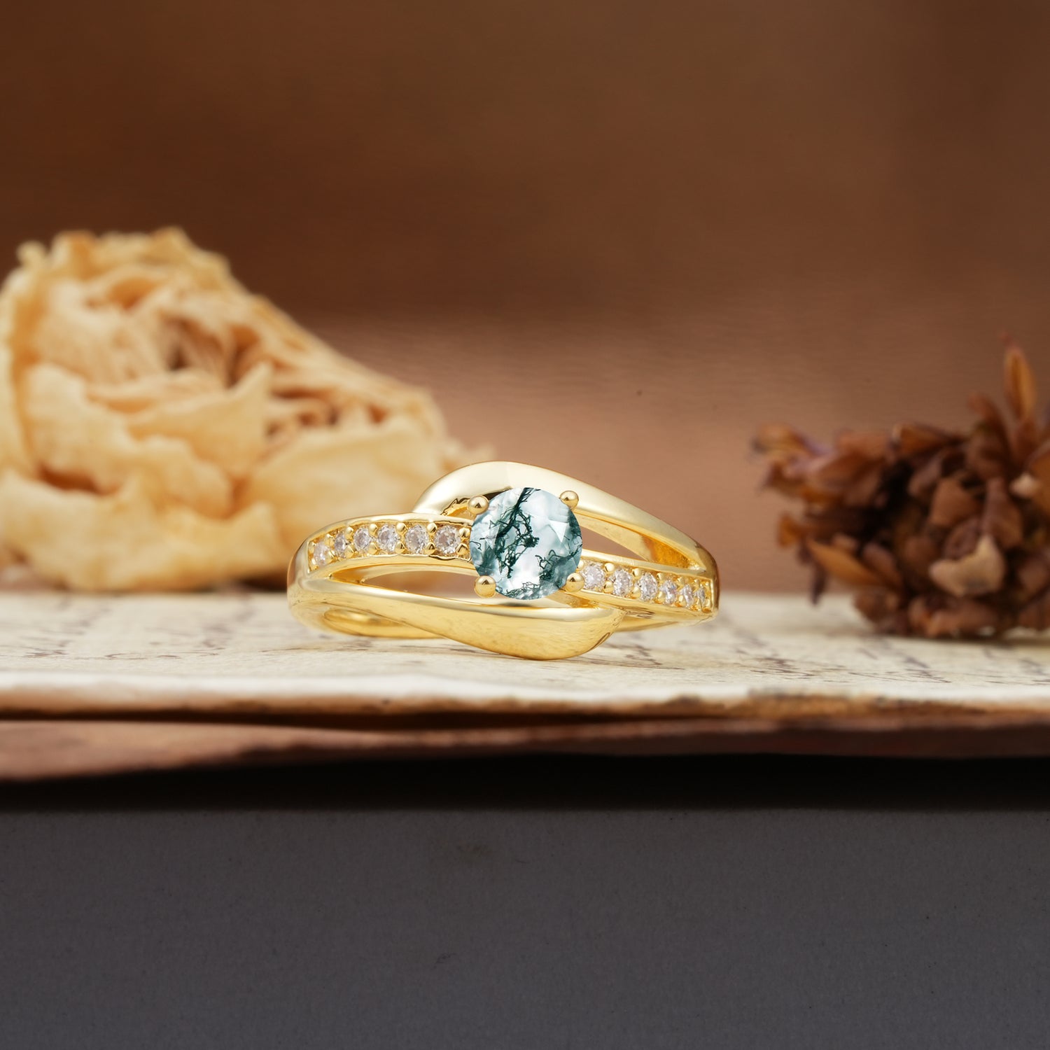 Unique Intertwined 4-Prong Round Cut Moss Agate Engagement Ring
