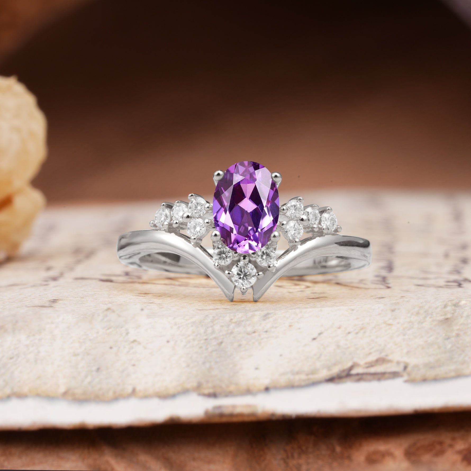 Simple 3-Prong Pear-Cut Amethyst Two stones Engagement Ring - Additional view