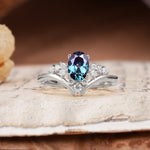 Simple 3-Prong Pear-Cut Alexandrite Two stones Engagement Ring - Additional view