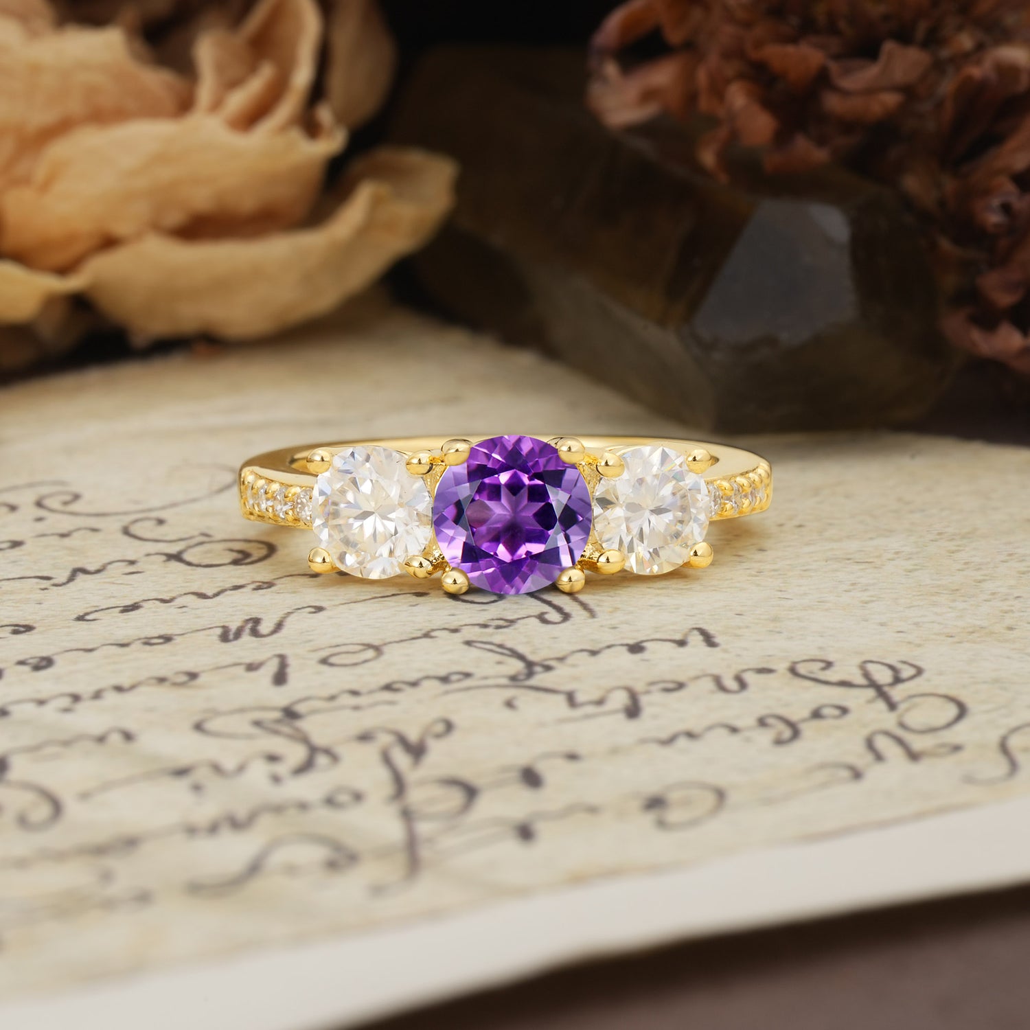 Unique Classic 4-Prong Round Cut Amethyst Three Stones Wedding Ring