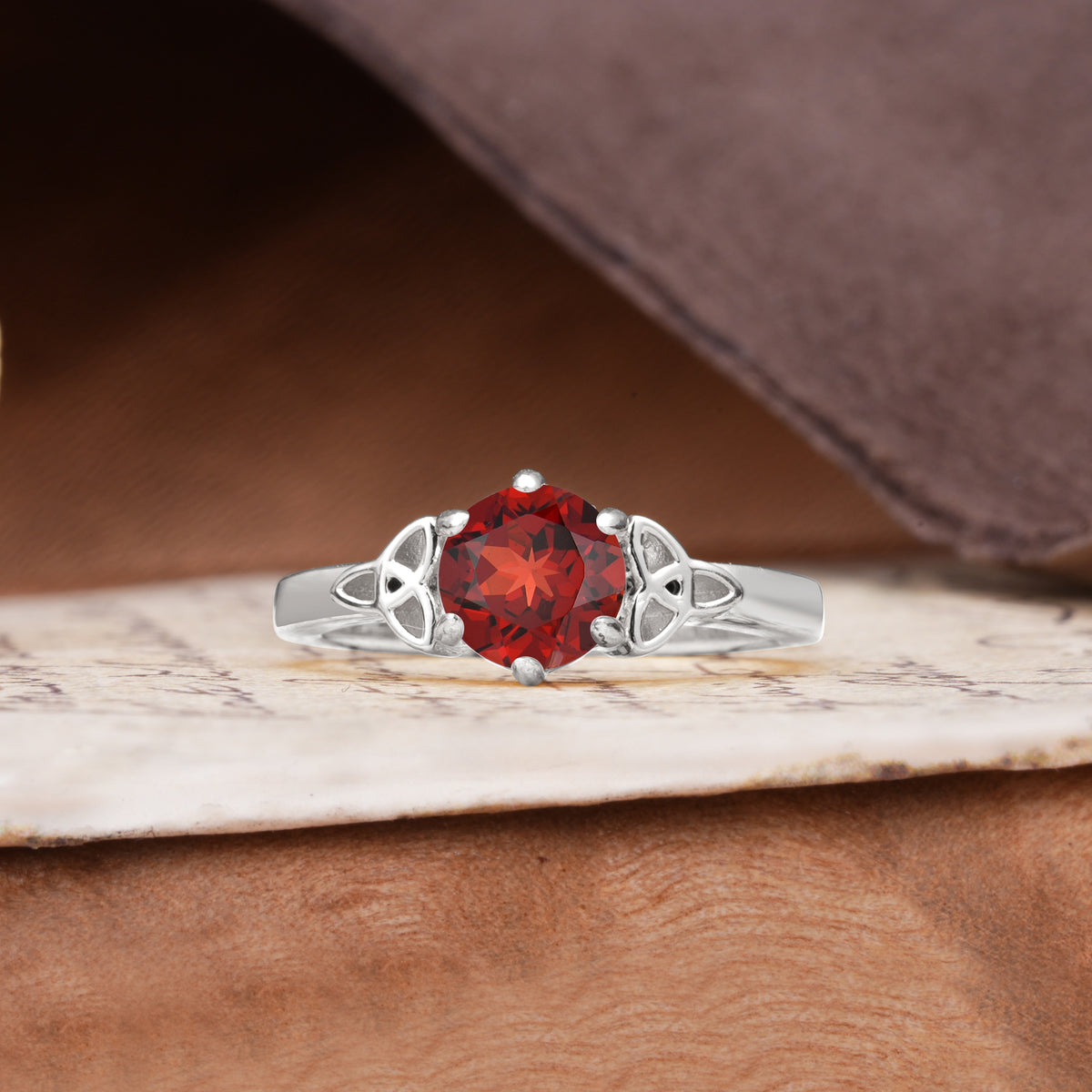 Unique Luxurious 4-Prong Oval Cut Garnet Engagement Ring - Additional view